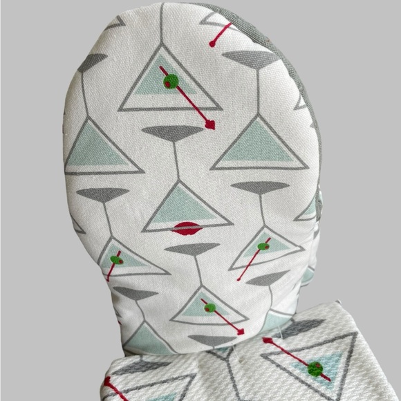 Kate Spade Kitchen Towels and Mitt Set Martinis NEW - Picture 6 of 8